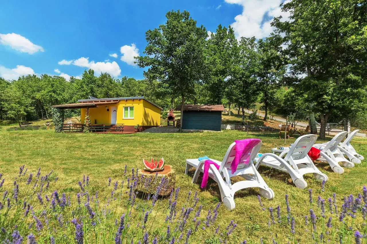 Ferienhaus Vacation Home Latini Hum Kroatien