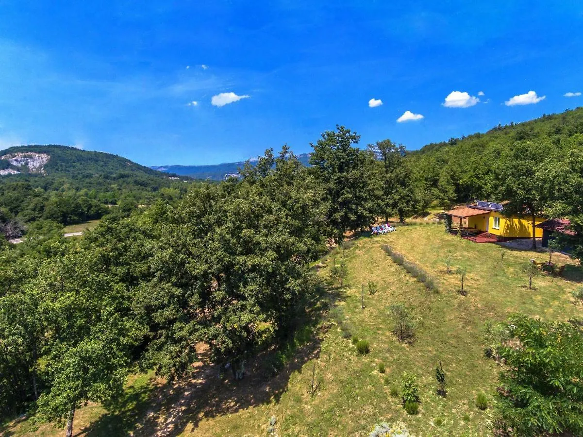 Vacation Home Latini Hum 0*,  Kroatien